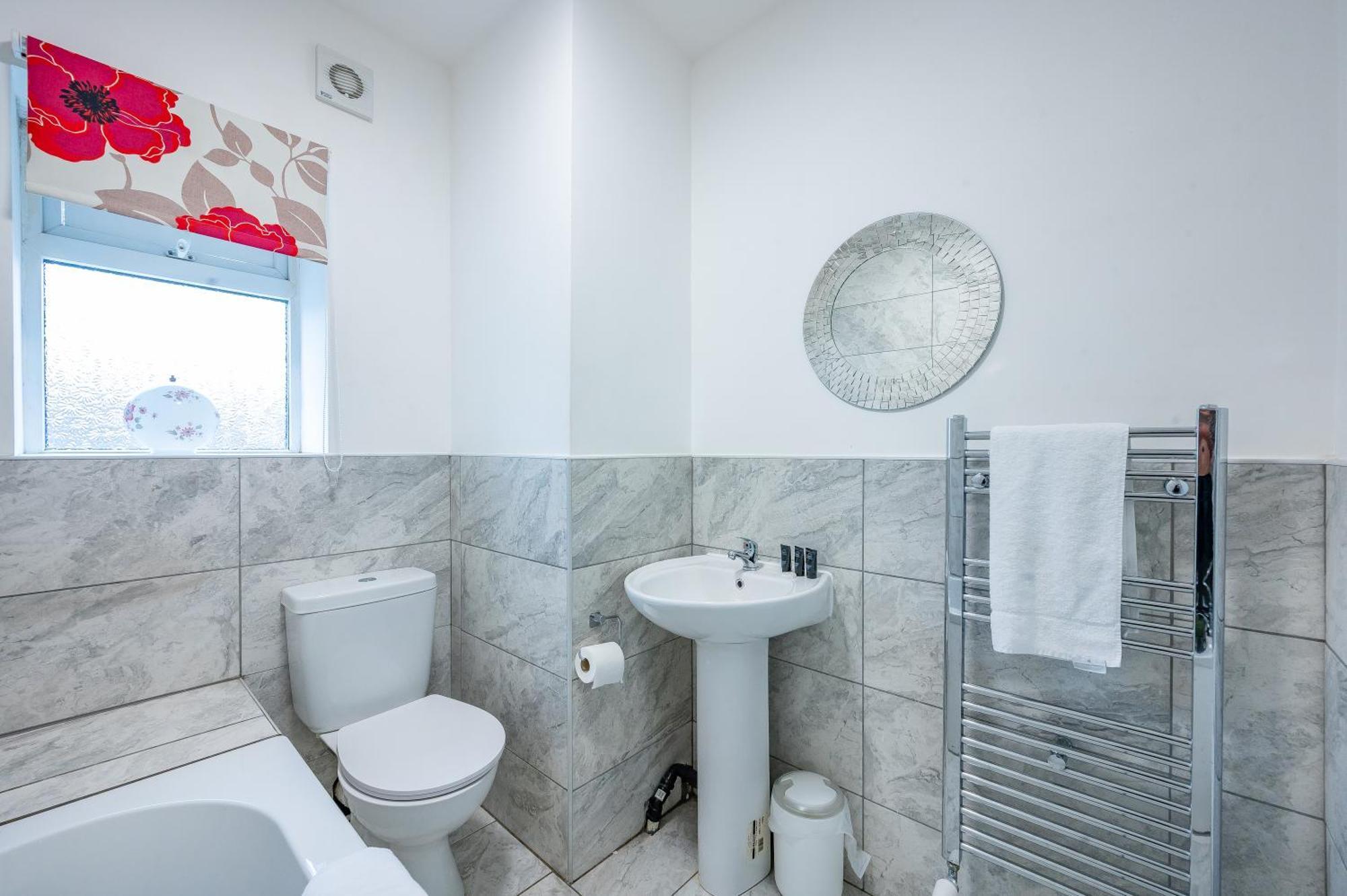 *Ra60G* For Your Most Relaxed & Cosy Stay + Free Parking + Free Fast Wifi * Morley  Luaran gambar